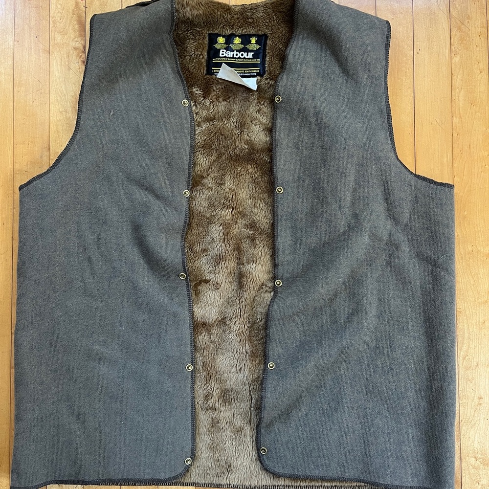 Barbour faux fur jacket liner. Cozy.